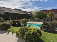 Domaine de Champouteau - Gîtes et Chambres d'hôtes - Villas