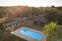 Karongwe - River Safari Lodge - Pools