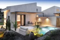 Pure Villas - parking