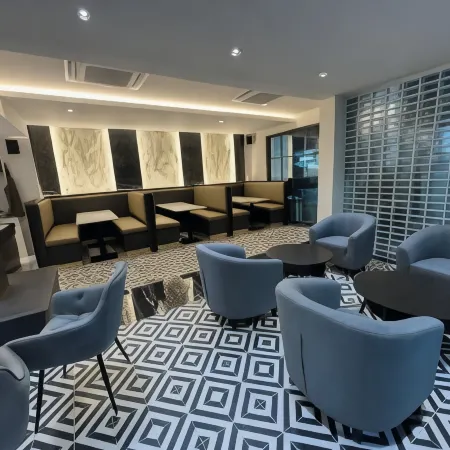 la mella hotel thakhek Отели в г. Тхакхэ