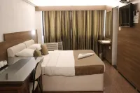 Hotel Samraj - Pet Friendly