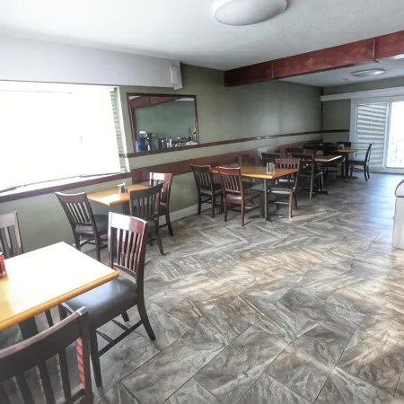 Best Budget Inn & Suites Kamloops