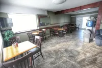 坎盧普斯最佳經濟及套房酒店 - 早餐