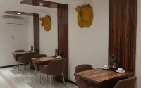 Hotel Sentosa Palembang - Parvekkeita