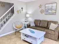 St Simons Island Townhouse Close to Beach and Village - 2-Star