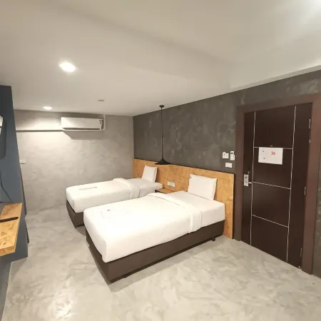 Modern Budget Hotel Отели рядом с достопримечательностью «Музей 3D-изображений Magic Eye»