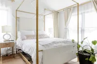 Luxe Modern Hideaway in Downtown Decatur - 1BR 1BA - 무료 와이파이