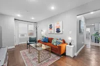 Urban Charm / Family & Pet-Friendly 3Br Retreat by Newark Airport - 4 stjerner