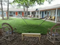 Bay Port Lodging - 2-Star