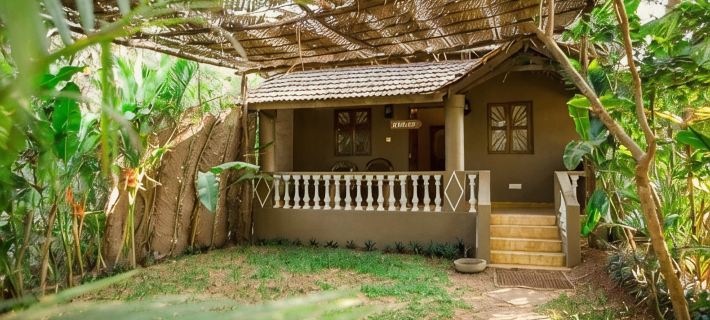 Anahata Retreat Beach Front Resort Hotels in Мандрем