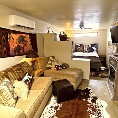 Santa Fe Suite -  Cozy Studio at Mystic Ranch, Cave Creek
