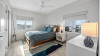 Top-Floor Beachfront Condo-Sunrise, Sunset & Rocket Launch Views-Renovated - Boutique