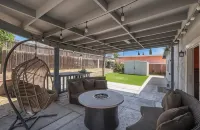 Roost n’ Relax - A/C, near the Beach, firepit - 2-Star