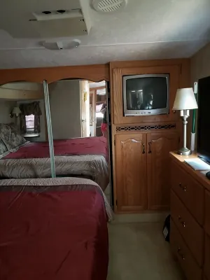 RV Retreat Executive #3 in Tranquil Setting, Indoor - Inground Pool with Jacuzzi