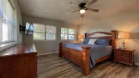 15 minutes to the airport. A peaceful nest in the middle of the city. - Wifi