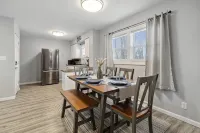 The Pinny City Suite - 3-Star