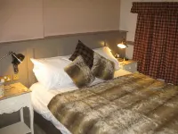 PEN Mill Hotel - parking