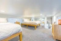 Rainforest Tiny Home Retreat: Boho