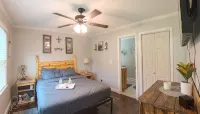 Spacious 5-bedroom house in awesome West Columbia with WiFi, AC - 4-Star