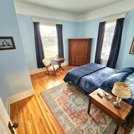 Inviting Home Steps from Lcsc & Downtown Lewiston