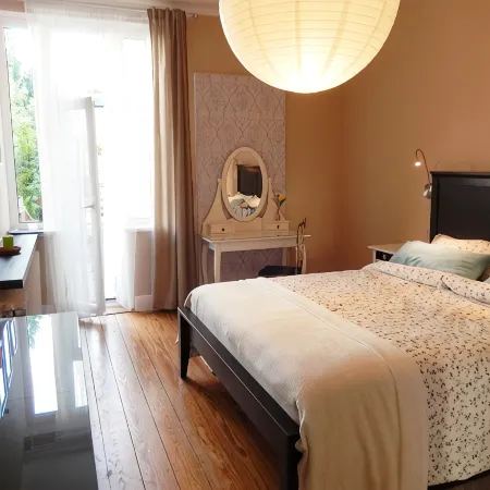 Downtown, Lübeck, ground floor, turn of the century, old town, fireplace, WiFi, parking lot