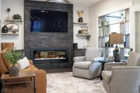 Charming Retreat, Cozy Fireplace, Private Porch, Minutes to Amish Country - Wifi