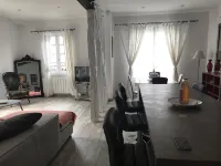 Renovated apartment in the heart of Mirepoix cutlery - Apartments