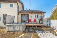 Casa Luz / New Hot Tub / BBQ