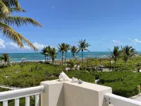 “Coastal Bliss: Stunning 2-Bedroom Condo with breathtaking Beach and Pool Views” - 3-Star