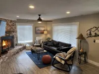 Spacious 5Br with Sauna & AC, Fenced Yard,Fast WiFi, Near Willamette Pass - Wifi