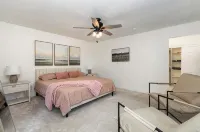 3Br Oasis with Heated Pool, Hot Tub and King Bed in Allen - 4-نجوم