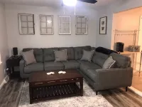 13 Retreat to stylish home in Greenville 4 BD/3BTH - Bungalows