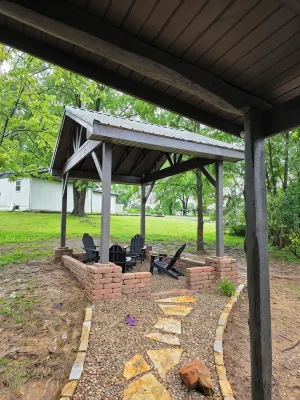 Cozy Tiny Cabin near Ferne Clyffe and Lake of Egypt with Wi-Fi - 3-Star