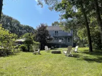 Pool, Large 4+ Bedroom, Lots of Room with Private Yard - 4성급