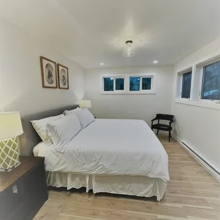 Outlaw Inn Unit 4.  Newly Remodeled large unit! 2 minutes walk to Main Street.