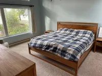 Marrowstone Waterfront Cottage - Hytter