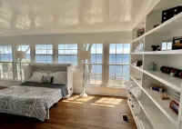 Life is better at the Lake Lakefront home that sleeps 13! - WiFi