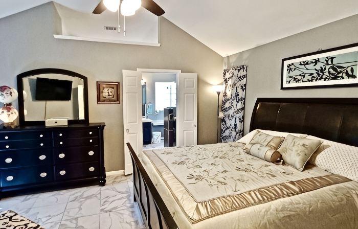 Superb,Pet Friendly. Big Backyard on Greenbelt. Heb Center. Atx Kalahari,183