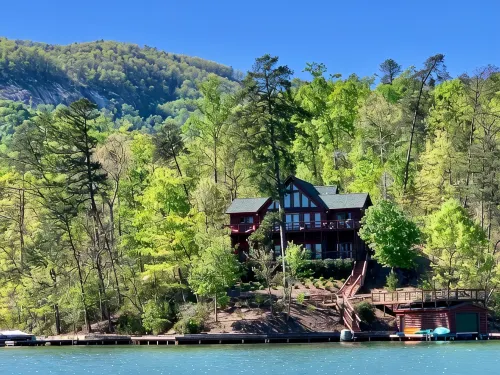 Amazing LAKE FRONT Log Cabin - Chalets