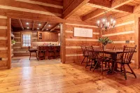 The Log House at Twin Brook - 샬레 호텔