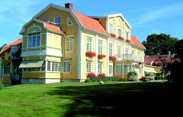 Ronnums Herrgård | Collection by Ligula