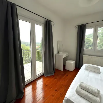 Live the Summer Dream at Gaios Cozy Retreat - Vuoristonäköala