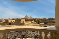 Pyramids Yard Hotel - vue sur la montagne