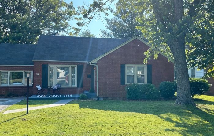 Kentucky Comfort Central Retreat, 2 Bedroom Home