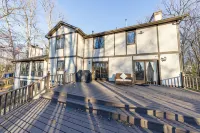 Spacious 6-bedroom villa – Unwind & Rejuvenate - Villas