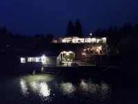 End of the Point - Main House - 4-Star