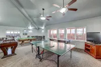 Ski In/Out - 1st floor - clean & cozy "Cinema Condo" - Balkoner