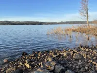 Perfect family sized lakefront home! Enjoy Greer’s Ferry lake from the backyard. - 3-Star