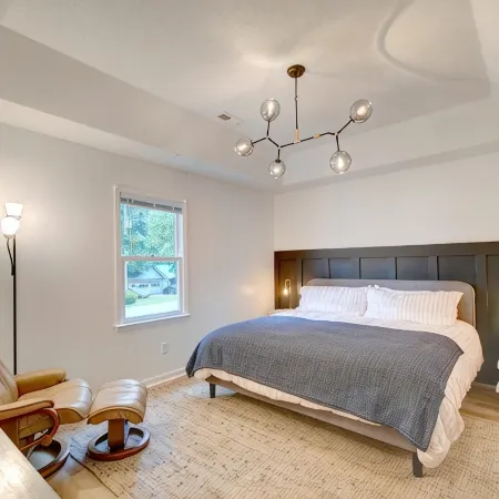 Scandi-Chic Retreat in Madison-Pets stay free!