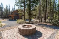 Newly Constructed Apartment in Prime Location! - 4 tähden